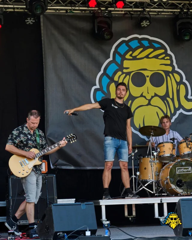 Terugblikken naar 2024..

Next edition 23 augustus 2025💛

Volg ons voor meer! 💙

📸 Nico Kroon 

#livemusic #bands #festival #wormer #wormerlive #fotodump